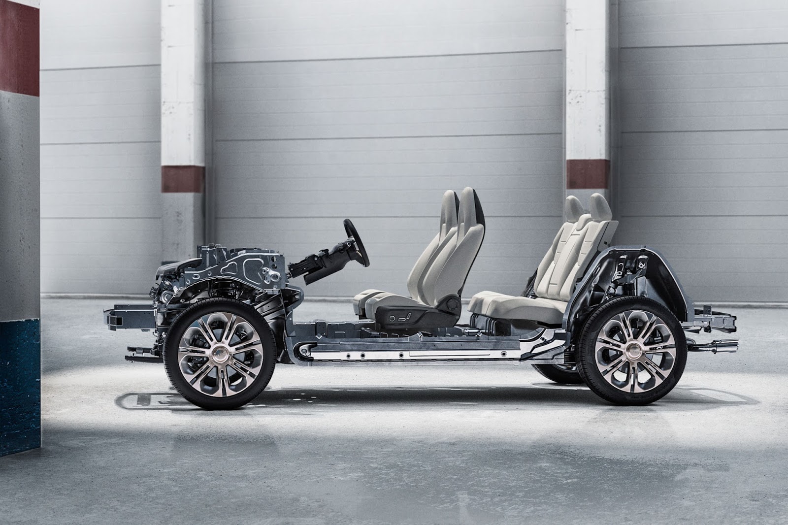 Geely, eigenaar van Volvo, presenteert in samenwerking daarmee het nieuwe merk Lynk & Co. Connectiviteit staat hoog in het vaandel en de internationale verkoopambities zijn zeker aanwezig.