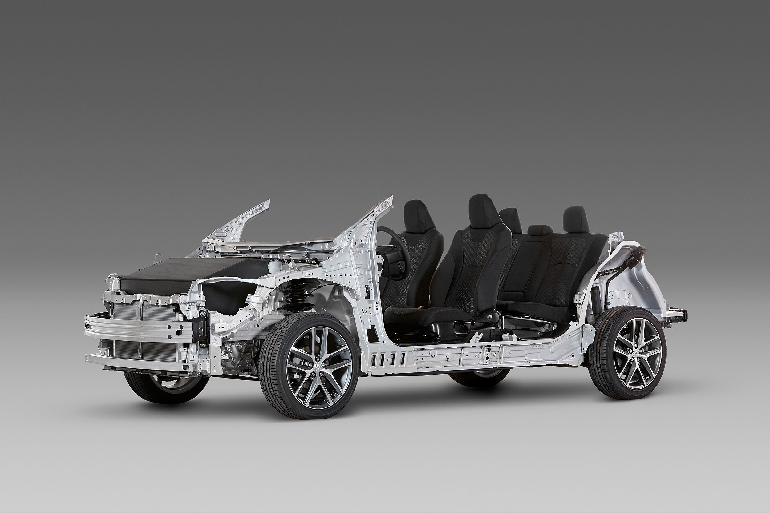 Toyota brengt met Toyota New Global Architecture nieuwe, lichtere en zuinigere modellen op de markt voor 2020.