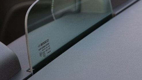 Autotest vernieuwde Renault Mgane Coup-Cabriolet TCe130 met nieuwe 1.2 liter turbomotor. De Mgane CC test is gereden met de dCi 130.