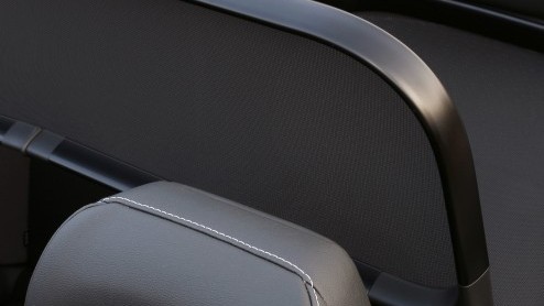 Autotest vernieuwde Renault Mgane Coup-Cabriolet TCe130 met nieuwe 1.2 liter turbomotor. De Mgane CC test is gereden met de dCi 130.
