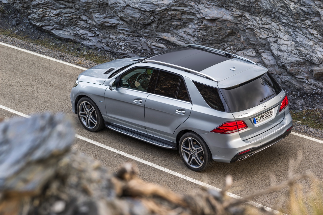 Debuut facelift M-Klasse als Mercedes GLE met nieuwe GLE 500e plug-in hybride en AMG-varianten.