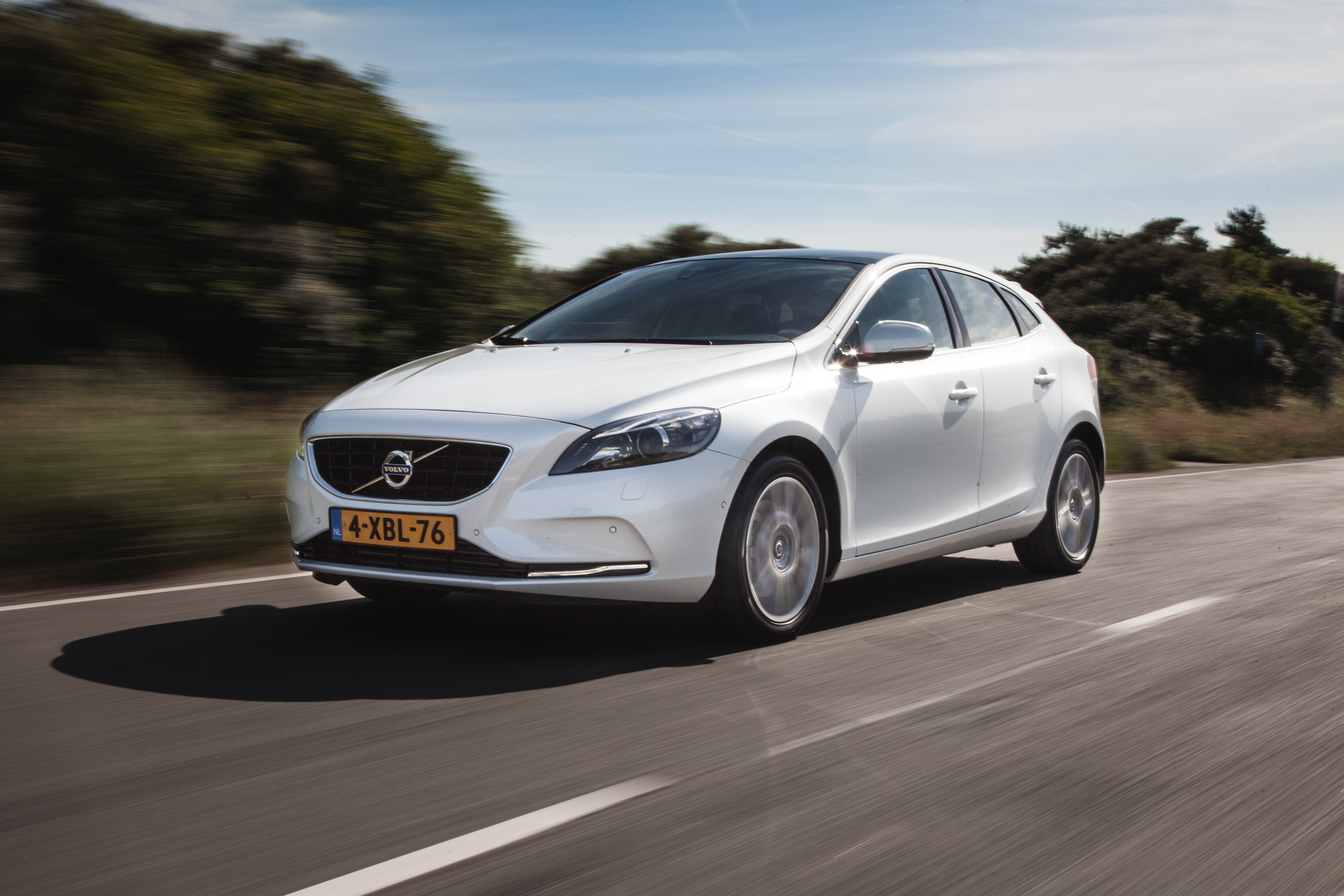 Vernieuwd motorenpalet Volvo V40 met 150 pk D3 dieselmotor en nieuwe T2 en T3 2.0 of 1.5 liter motor, afhankelijk van de gekozen transmissie.
