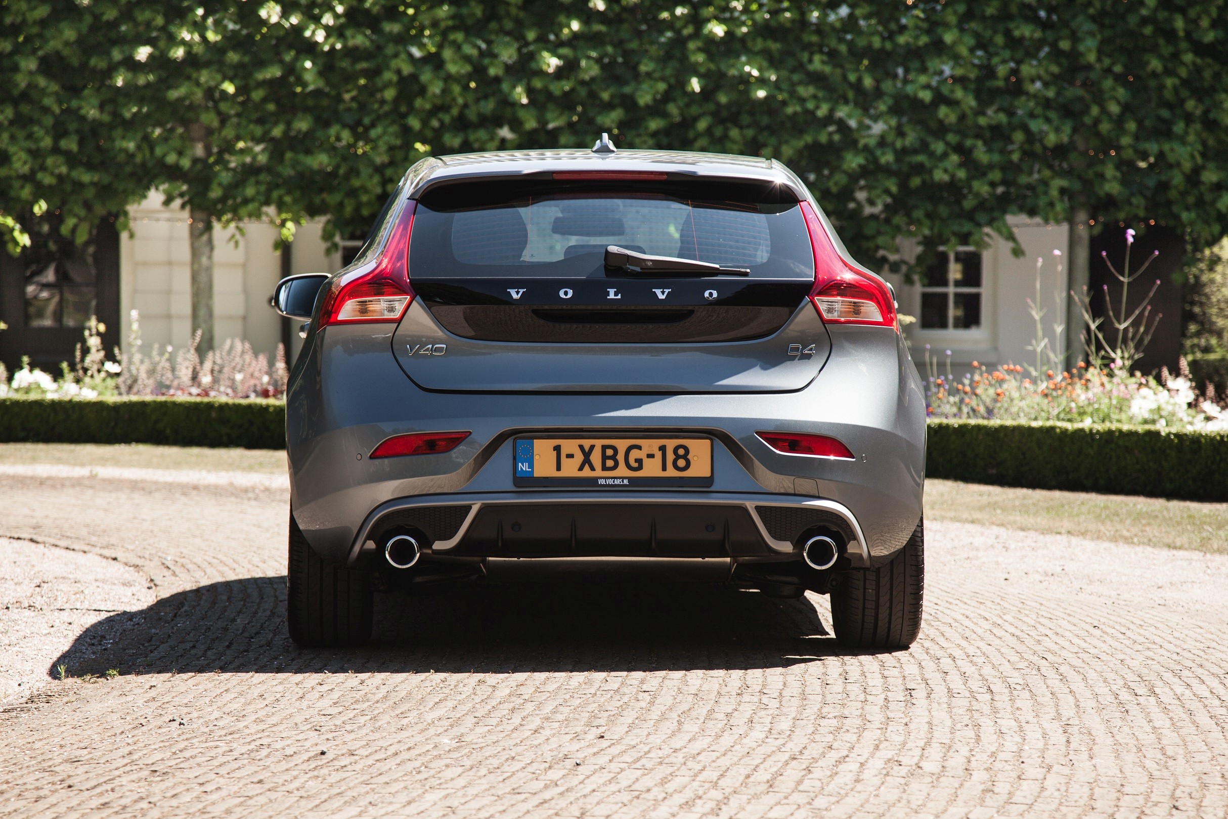 Vernieuwd motorenpalet Volvo V40 met 150 pk D3 dieselmotor en nieuwe T2 en T3 2.0 of 1.5 liter motor, afhankelijk van de gekozen transmissie.