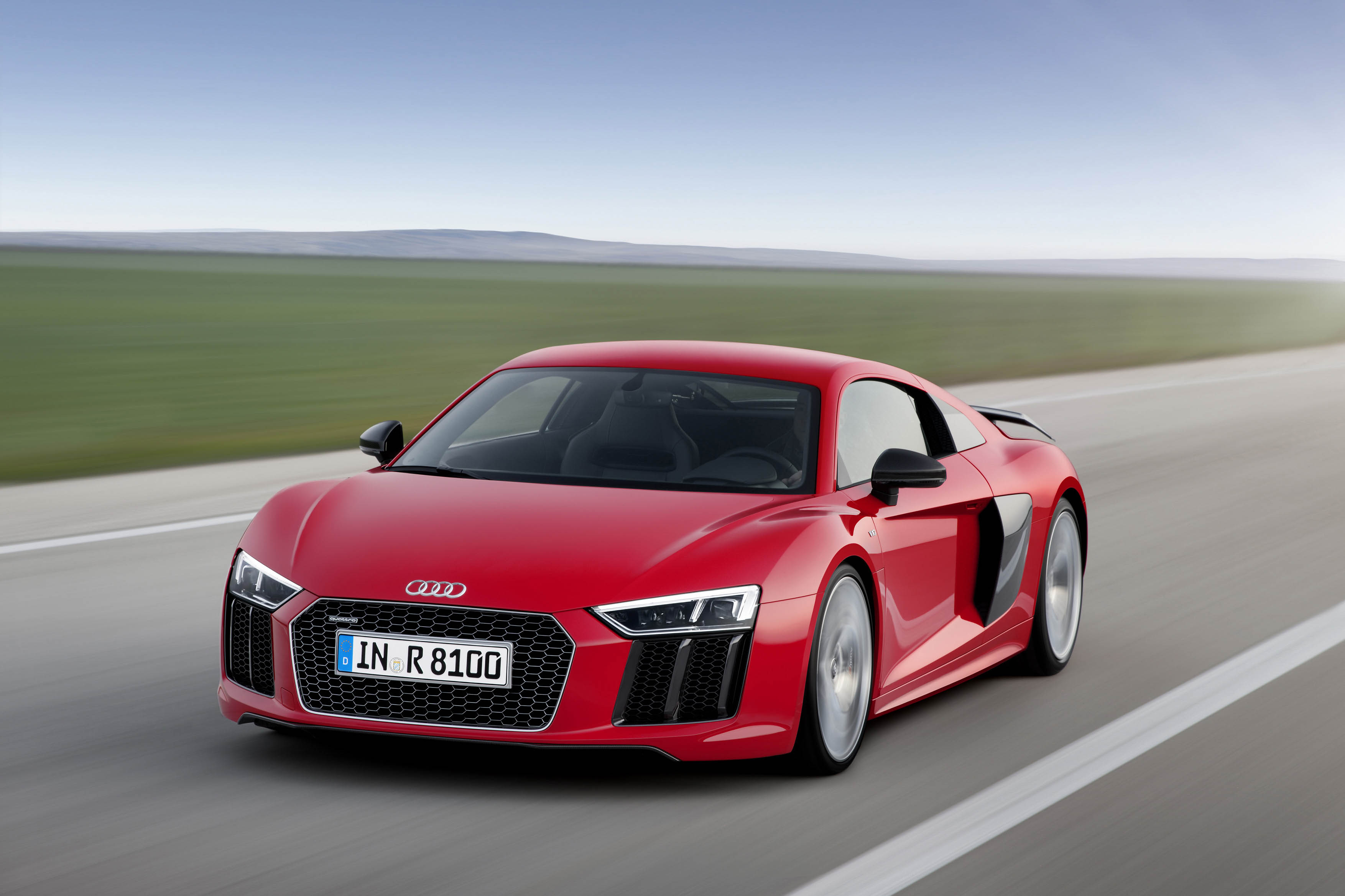 De tweede generatie Audi R8 ziet het licht en komt ook als R8 e-tron. Die heeft 450 km actieradius en zal zijn techniek gaan delen met een sedanmodel.