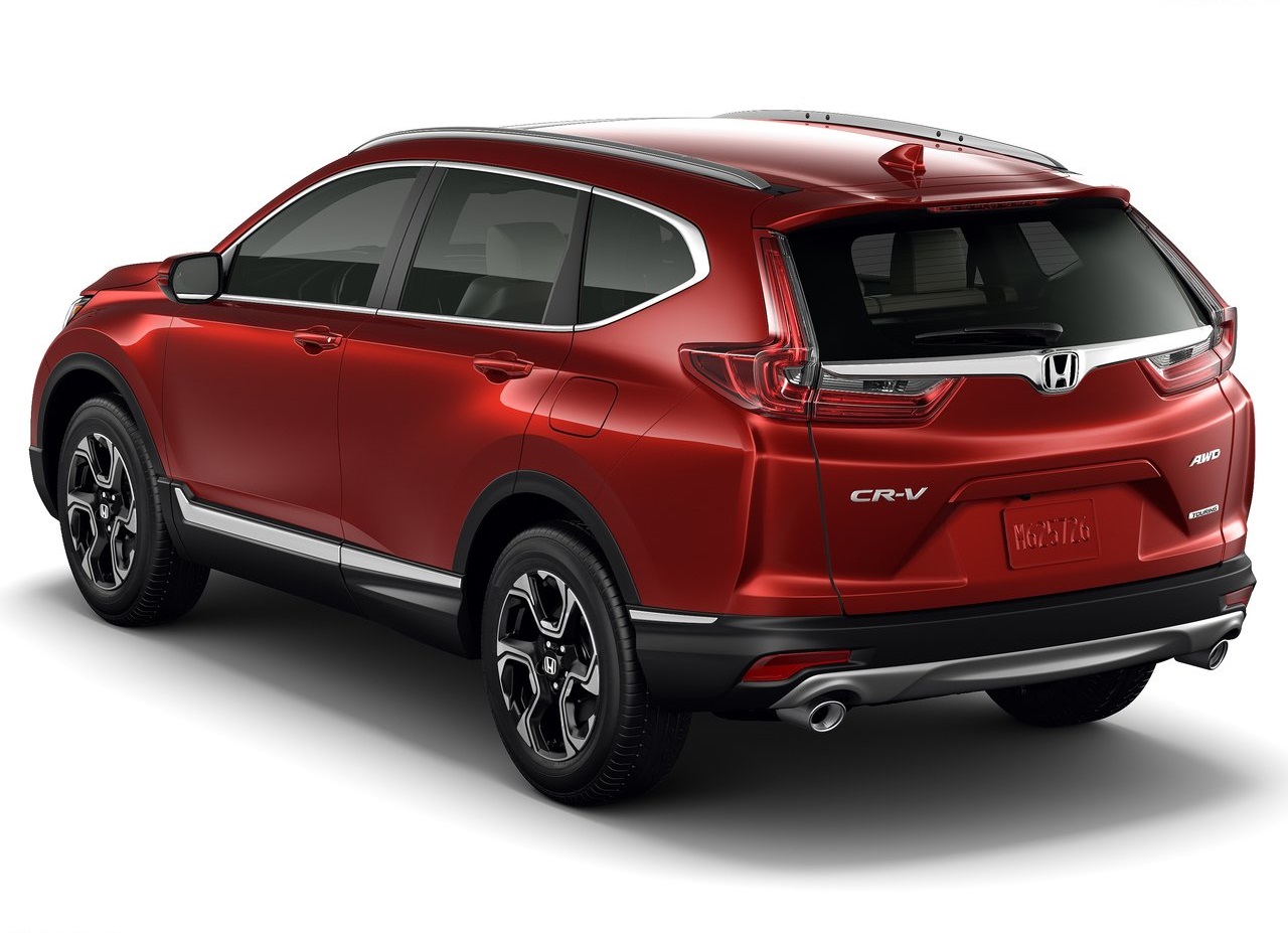 Bij verrassing is daar ineens de nieuwe 2017 Honda CR-V. Er is alleen nog Amerikaanse informatie, maar de auto zal ongetwijfeld ook naar Europa komen. De auto heeft enkele Honda-primeurs.