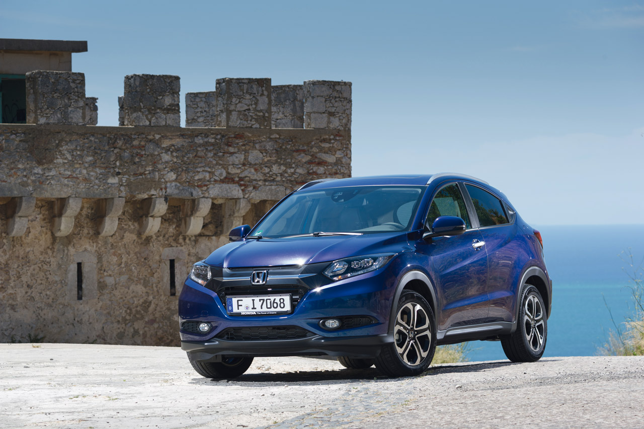 Honda HR-V autotest: de nieuwe compacte cross-over heeft de ruimte van een veel grotere en staat merk sterke motoren potent in de markt.
