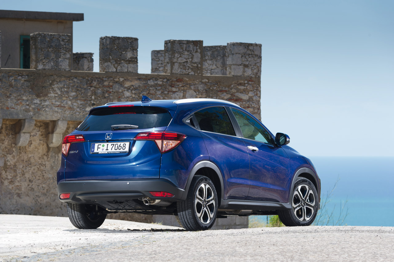 Honda HR-V autotest: de nieuwe compacte cross-over heeft de ruimte van een veel grotere en staat merk sterke motoren potent in de markt.