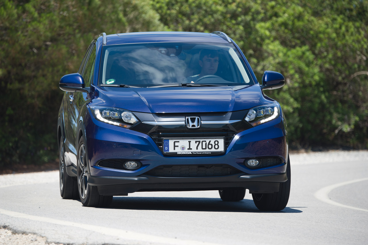 Honda HR-V autotest: de nieuwe compacte cross-over heeft de ruimte van een veel grotere en staat merk sterke motoren potent in de markt.
