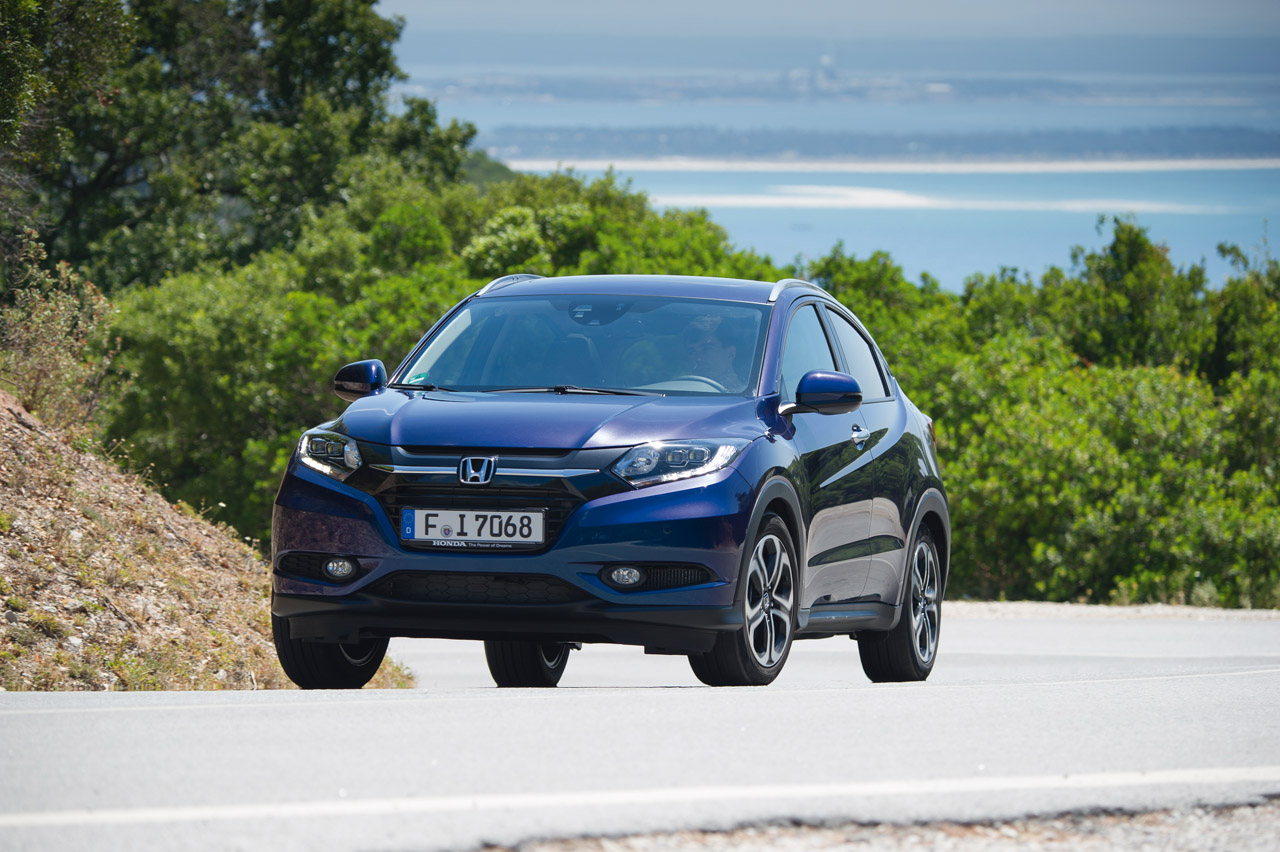 Honda HR-V autotest: de nieuwe compacte cross-over heeft de ruimte van een veel grotere en staat merk sterke motoren potent in de markt.