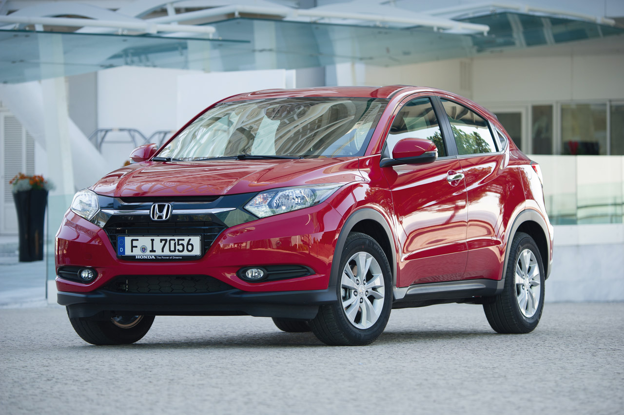 Honda HR-V autotest: de nieuwe compacte cross-over heeft de ruimte van een veel grotere en staat merk sterke motoren potent in de markt.