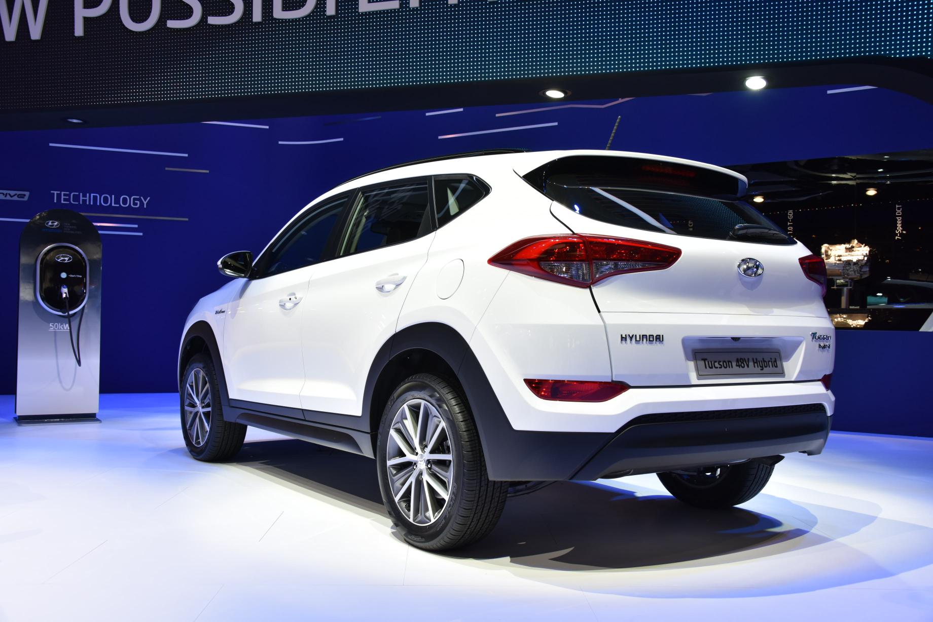 Hyundai zet presentatie Tucson kracht bij met Tucson 48V Hybrid Concept en Tucson 1.7 CRDi plug-in hybride