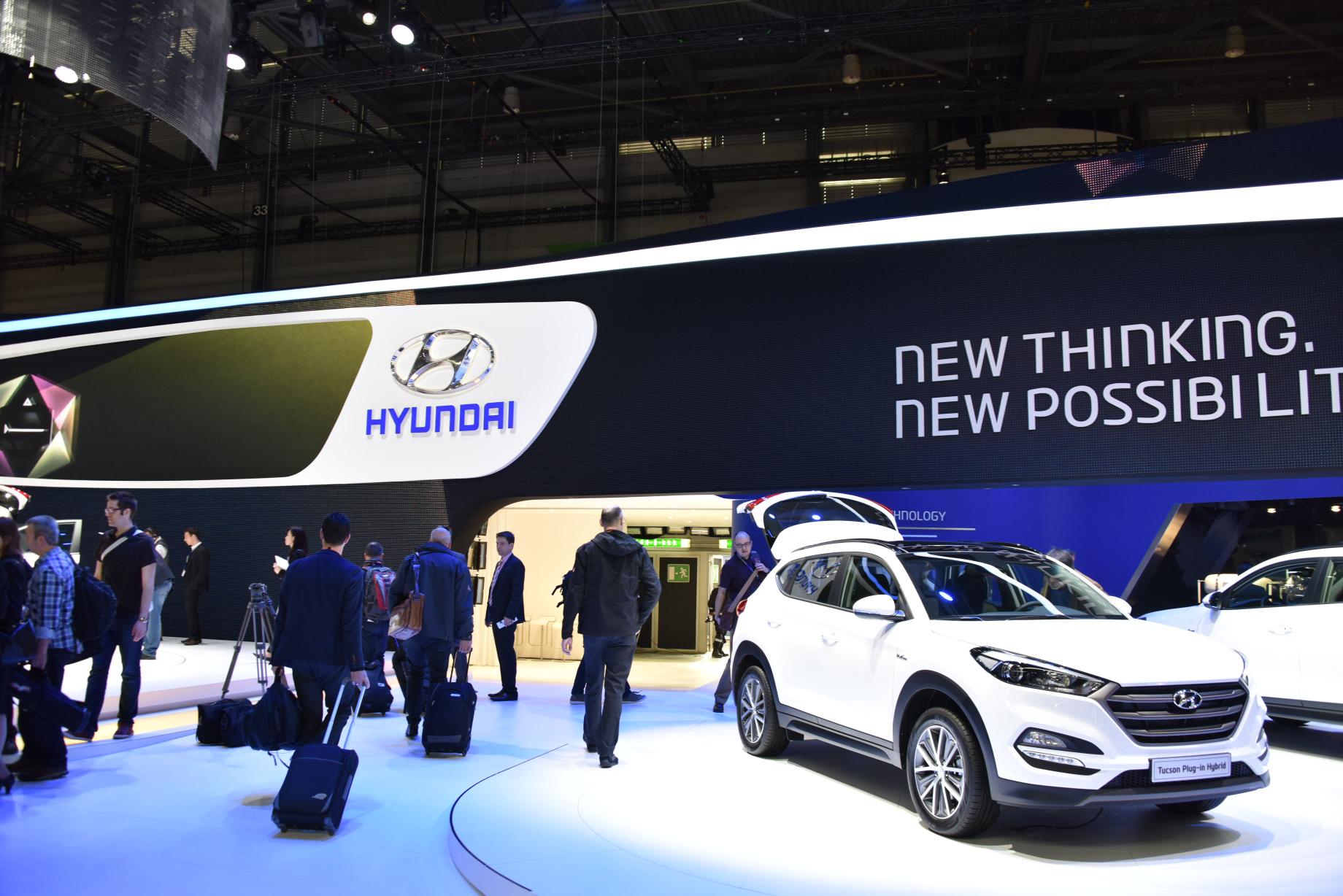 Hyundai zet presentatie Tucson kracht bij met Tucson 48V Hybrid Concept en Tucson 1.7 CRDi plug-in hybride
