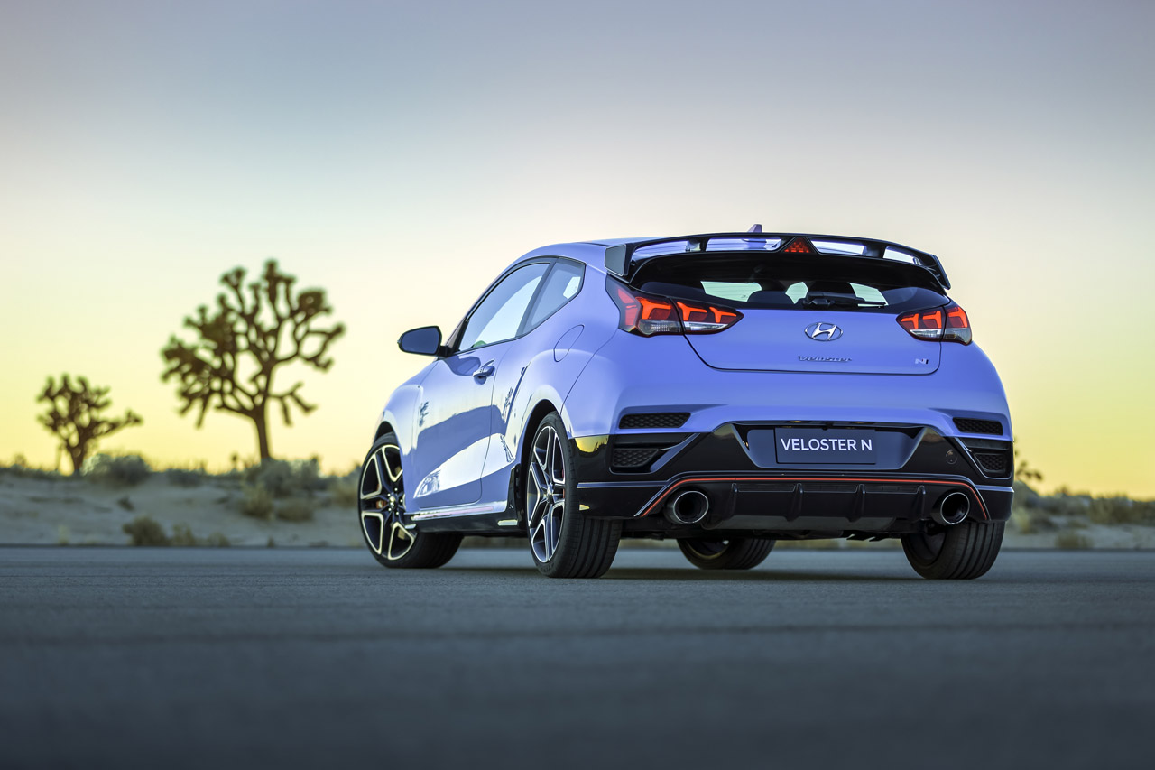 Hyundai lanceert in Detroit de tweede generatie Veloster meteen ook in een N-versie.