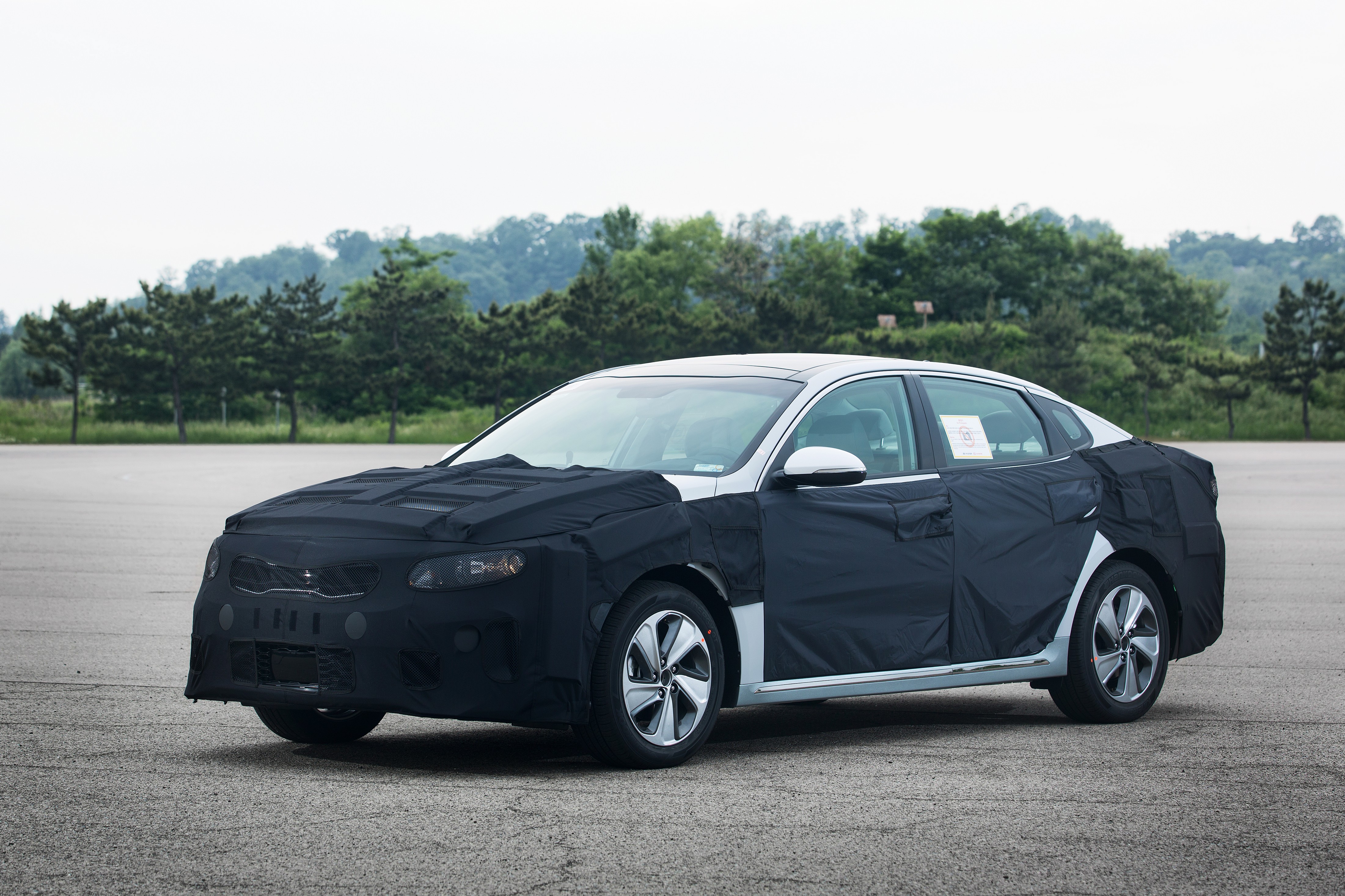 Nieuwe Kia Optima ook als plug-in hybride op de markt. De Optima PHEV verschijnt in 2016 in Nederland, naast de Optima GT en Optima Wagon.
