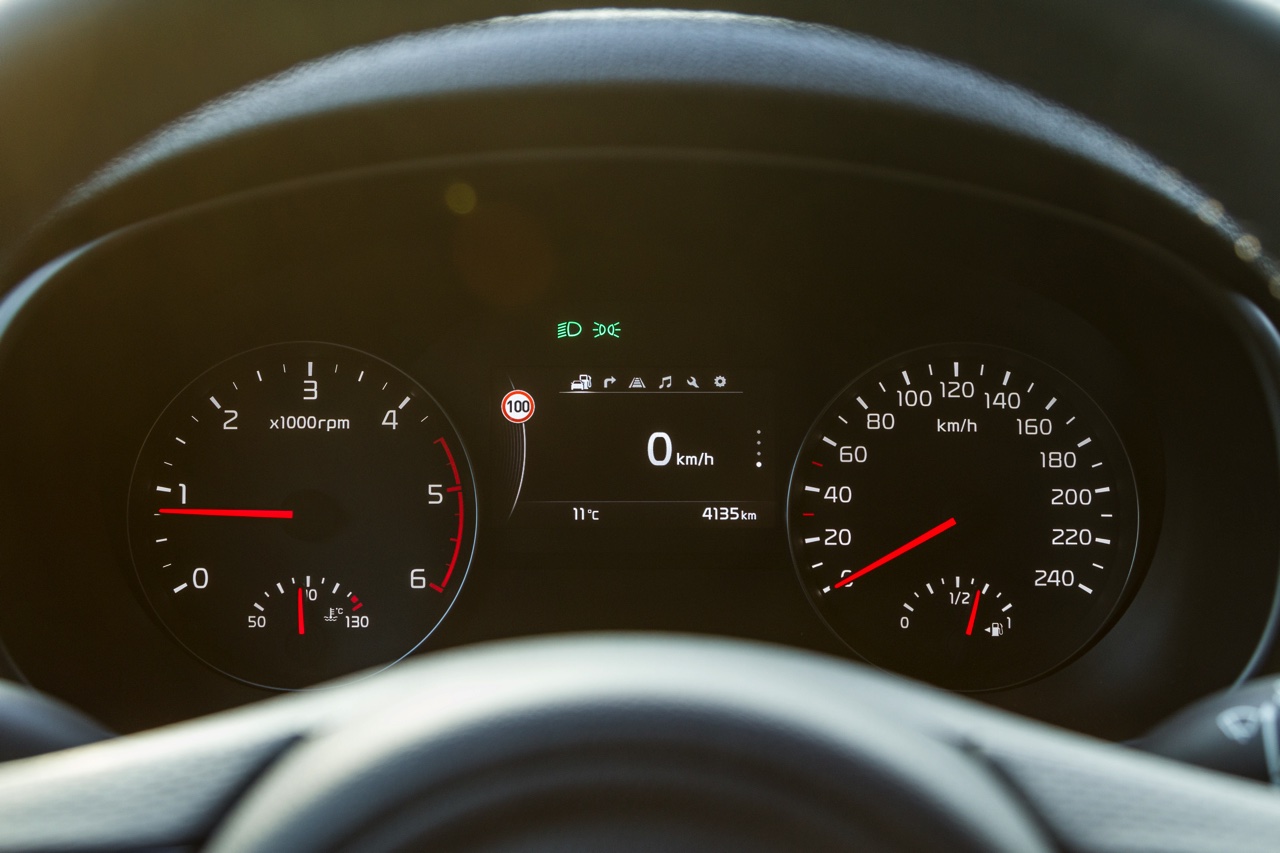 Autotest nieuwe Kia Sportage. Kia introduceert een nieuwe Sportage en in deze rijtest voelen we de 1.6 T-GDI, 1.7 CDRi en 2.0 CRDi aan de tand.