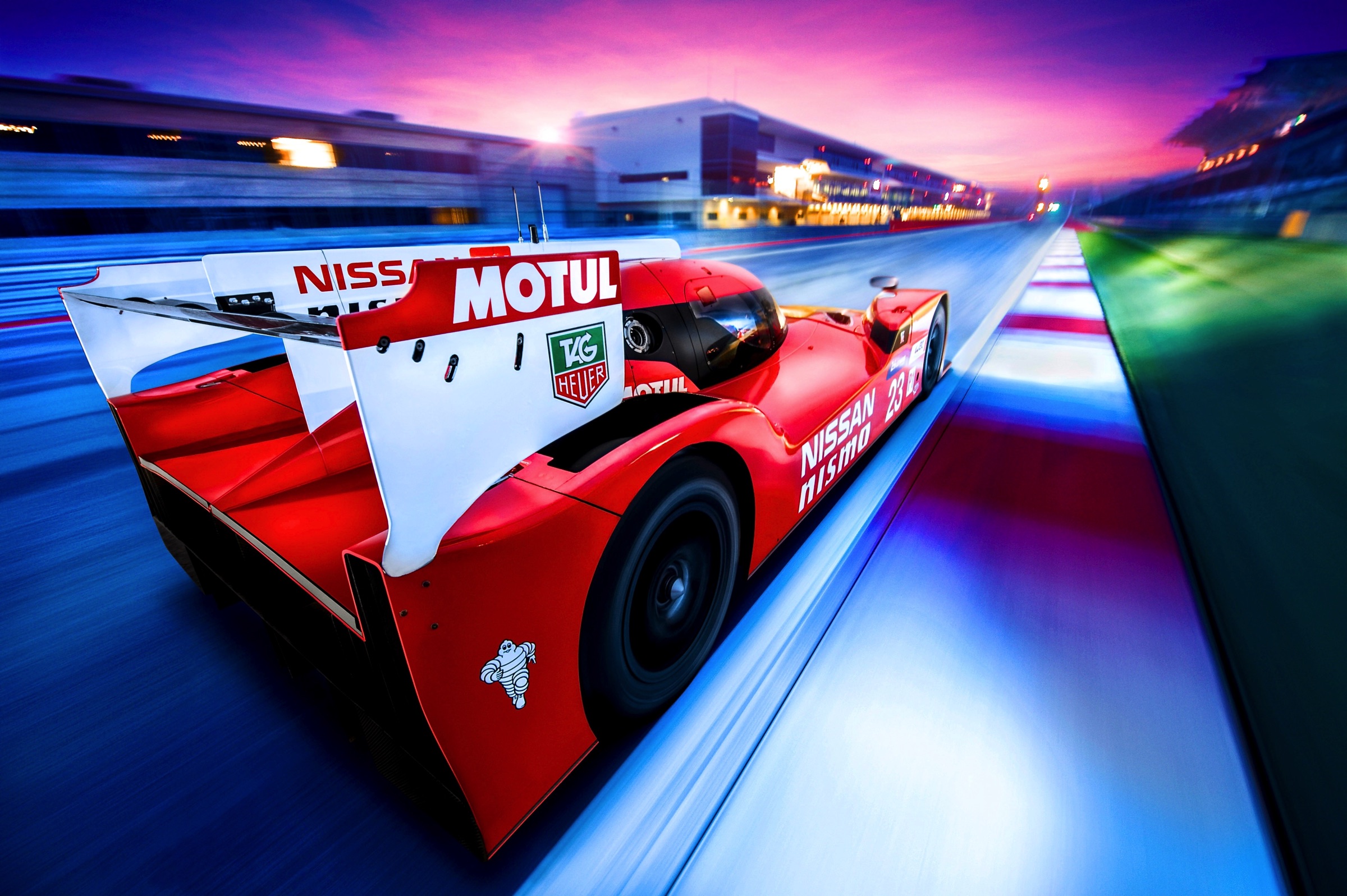 Nissan onthulde vannacht tijdens de Super Bowl de GT-R LM Nismo, die het op moet gaan nemen tegen autos als de Toyota TS040, de Audi R18 en de Porsche 919 in de LM P1-klasse in de 24 uren van Le Mans
