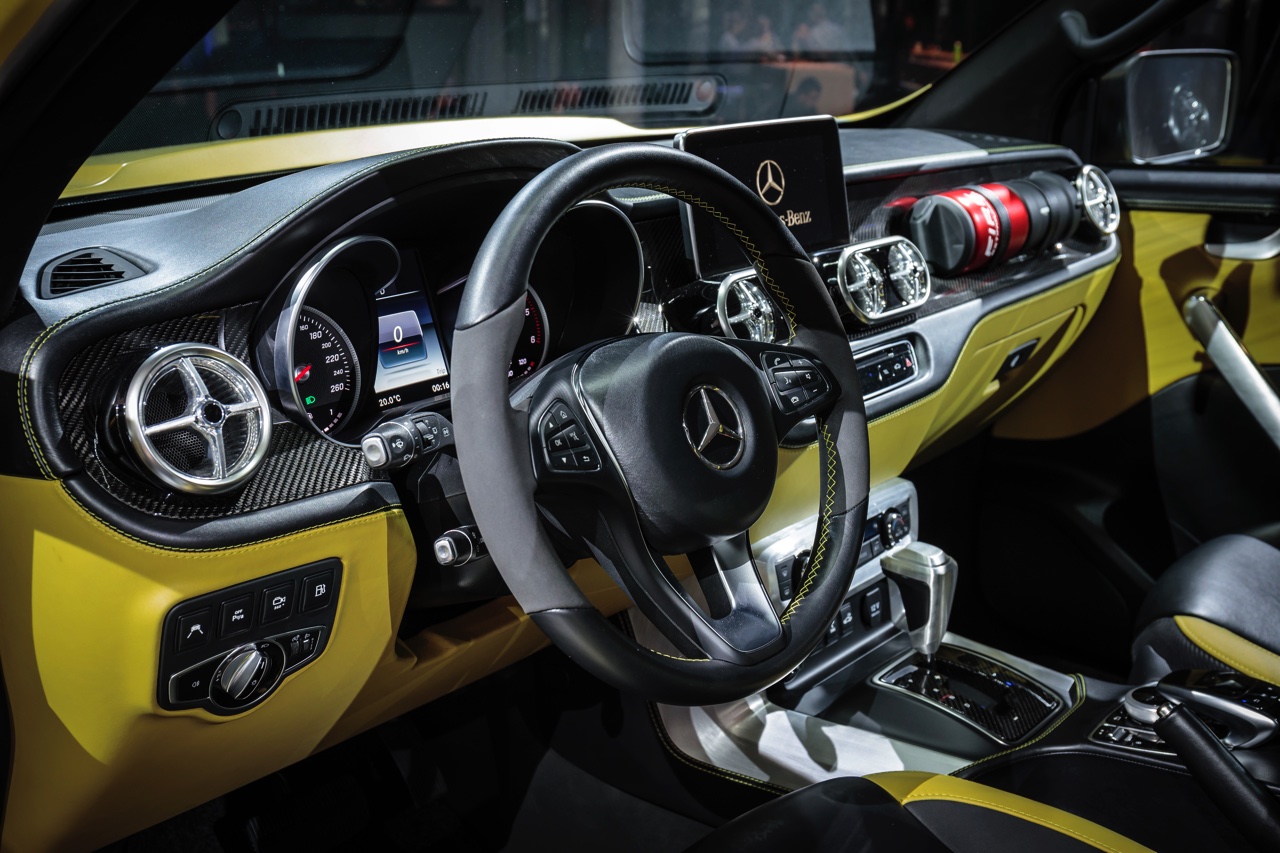 Mercedes toont studiemodel van de X-Klasse, de nieuwe modelreeks voor pick-ups van Mercedes-Benz. Na de presentatie van de Concept X-Klasse start de productie van de pick-up in 2017.