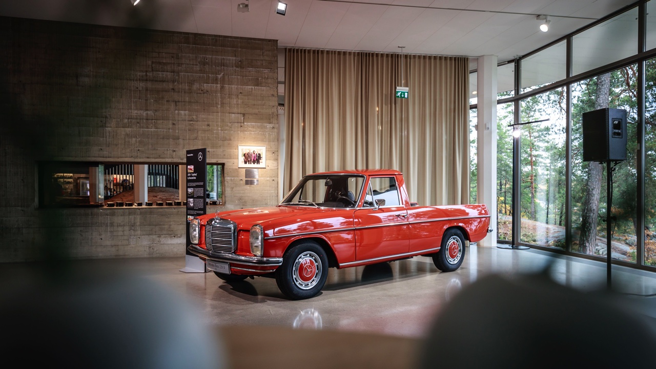 Mercedes toont studiemodel van de X-Klasse, de nieuwe modelreeks voor pick-ups van Mercedes-Benz. Na de presentatie van de Concept X-Klasse start de productie van de pick-up in 2017.