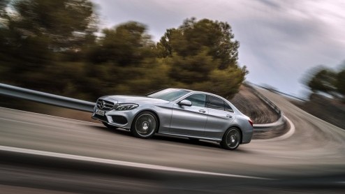 Nieuwe C-Klasse W205 van Mercedes-Benz nu officieel onthuld. Live presentatie op Auto Show in Detroit, januari 2014.