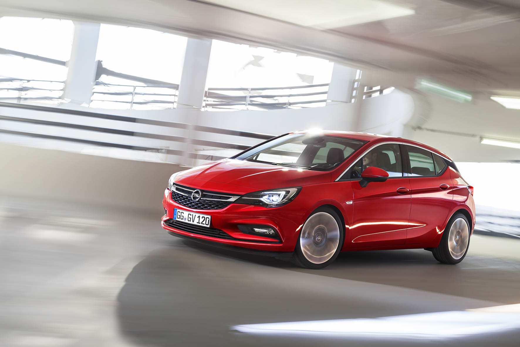Nieuwe Opel Astra hatchback nu officieel digitaal onthuld.