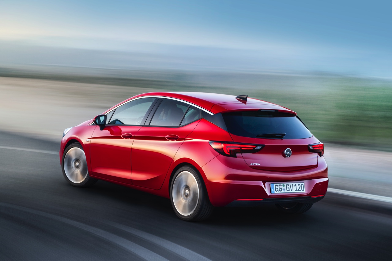 Nieuwe Opel Astra hatchback nu officieel digitaal onthuld.