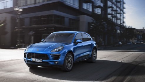 Porsche Macan maakt debuut in Tokio en Los Angeles. Begin april 2014 in Nederlandse showrooms. Prijzen vanaf 75 mille.