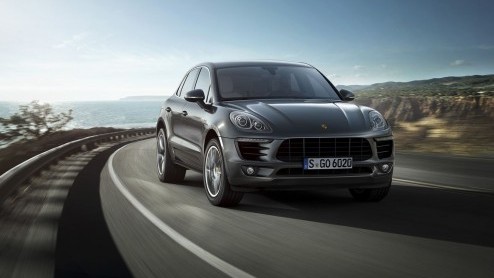 Porsche Macan maakt debuut in Tokio en Los Angeles. Begin april 2014 in Nederlandse showrooms. Prijzen vanaf 75 mille.