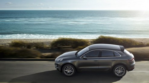 Porsche Macan maakt debuut in Tokio en Los Angeles. Begin april 2014 in Nederlandse showrooms. Prijzen vanaf 75 mille.