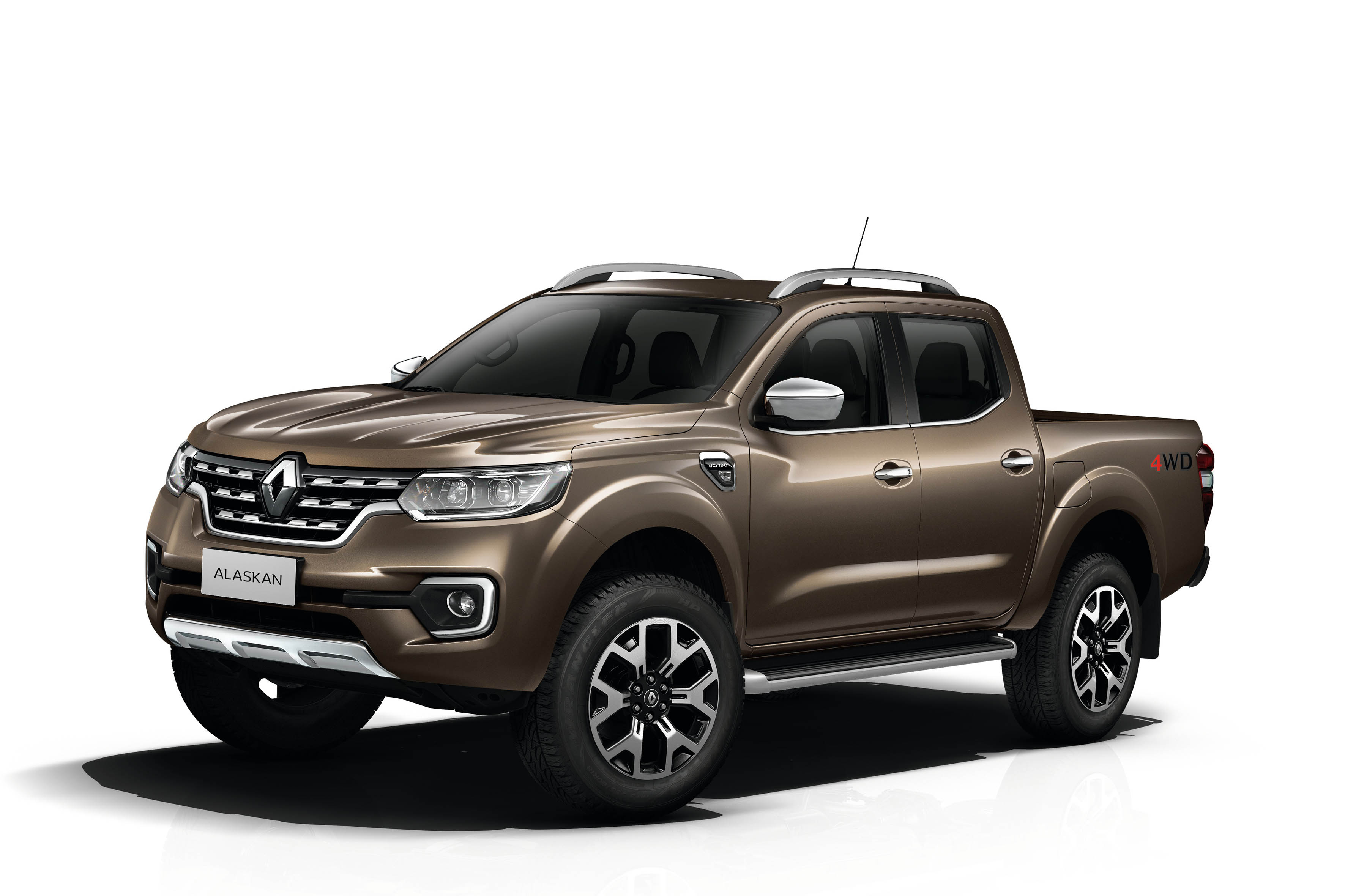 Renault Alaskan gaat aan het werk als stoere 1-tons pickup met 3500 kg trekgewicht. De op de Navara gebaseerde pick-up gaat wereldwijd in de verkoop.