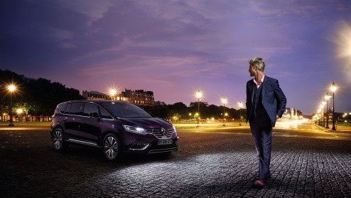Alle details over de nieuwe generatie Renault Espace, die getransformeerd is van MPV naar crossover met vierwielbesturing, LED-verlichting en massagestoelen.