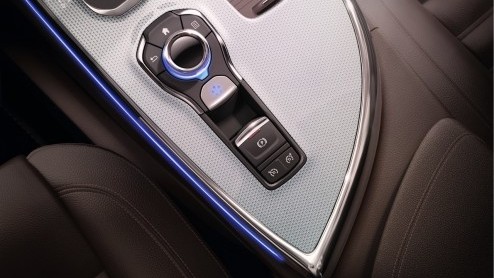 Alle details over de nieuwe generatie Renault Espace, die getransformeerd is van MPV naar crossover met vierwielbesturing, LED-verlichting en massagestoelen.