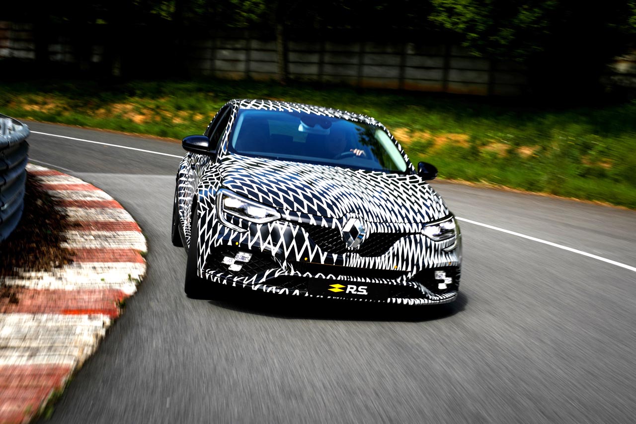 Renault laat vrijdag 26 mei eindelijk de nieuwe Mgane RS zien op het F1 circuit van Monaco.