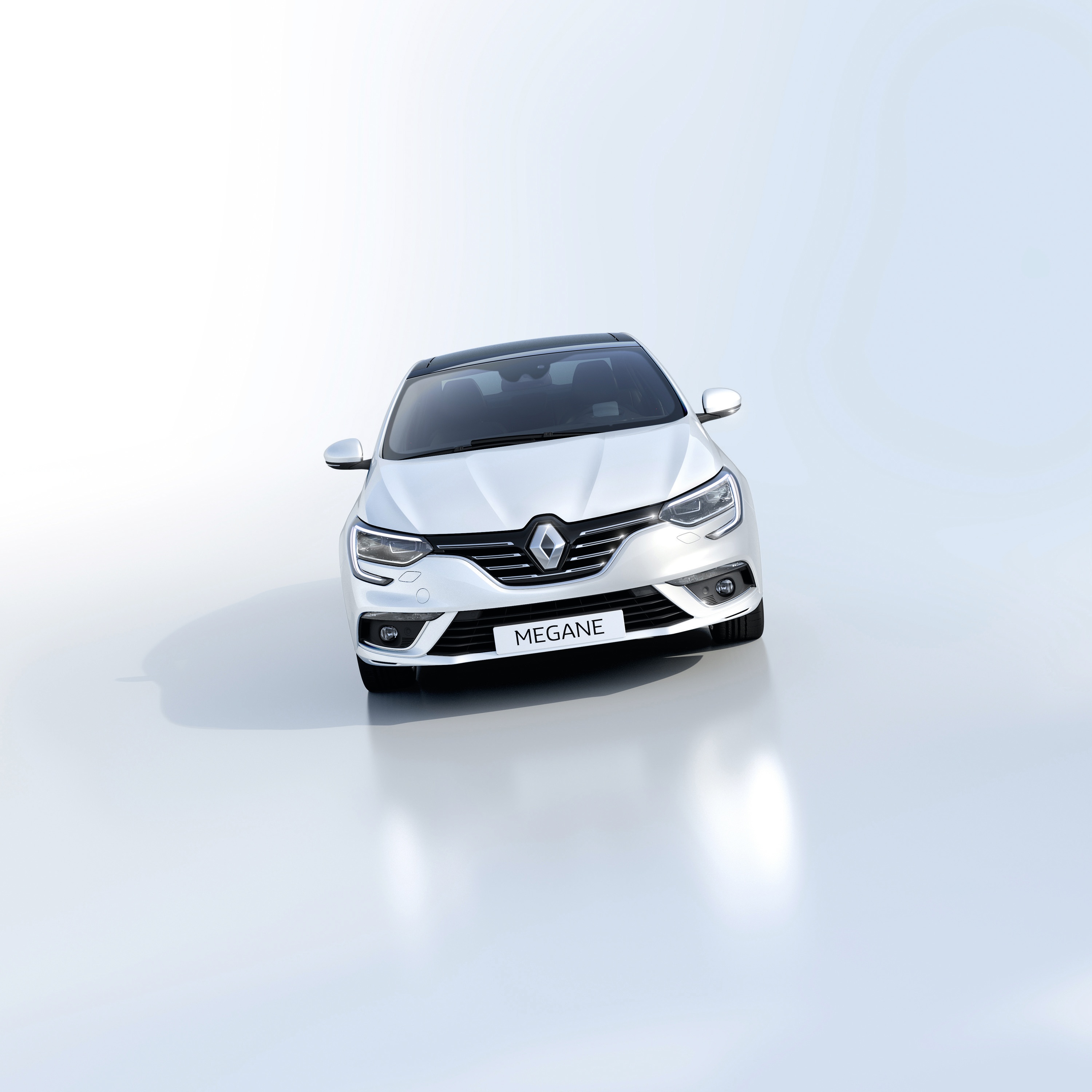 De nieuwe Renault Mgane laat zich nu ook zien als Grand Coup. Het is de chique benaming voor een sedan.