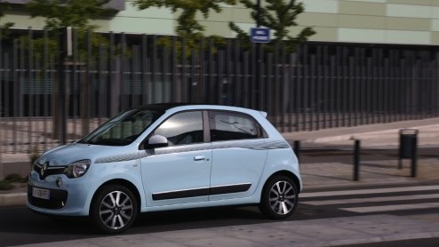 Nieuwe Renault Twingo 2014 autotest, we hebben een rij-impressie van de nieuwe Renault Twingo, gereden in Nantes, Frankrijk tijdens de introductie.