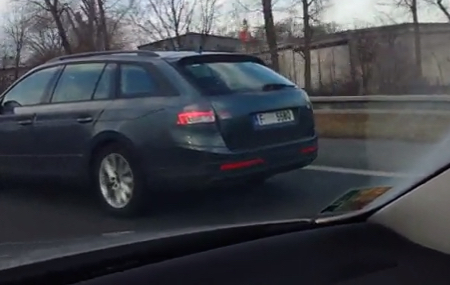 Skoda Superb Combi introductie is onderweg. De stationwagon van het nieuwe vlaggenschip werd gesignaleerd op video.