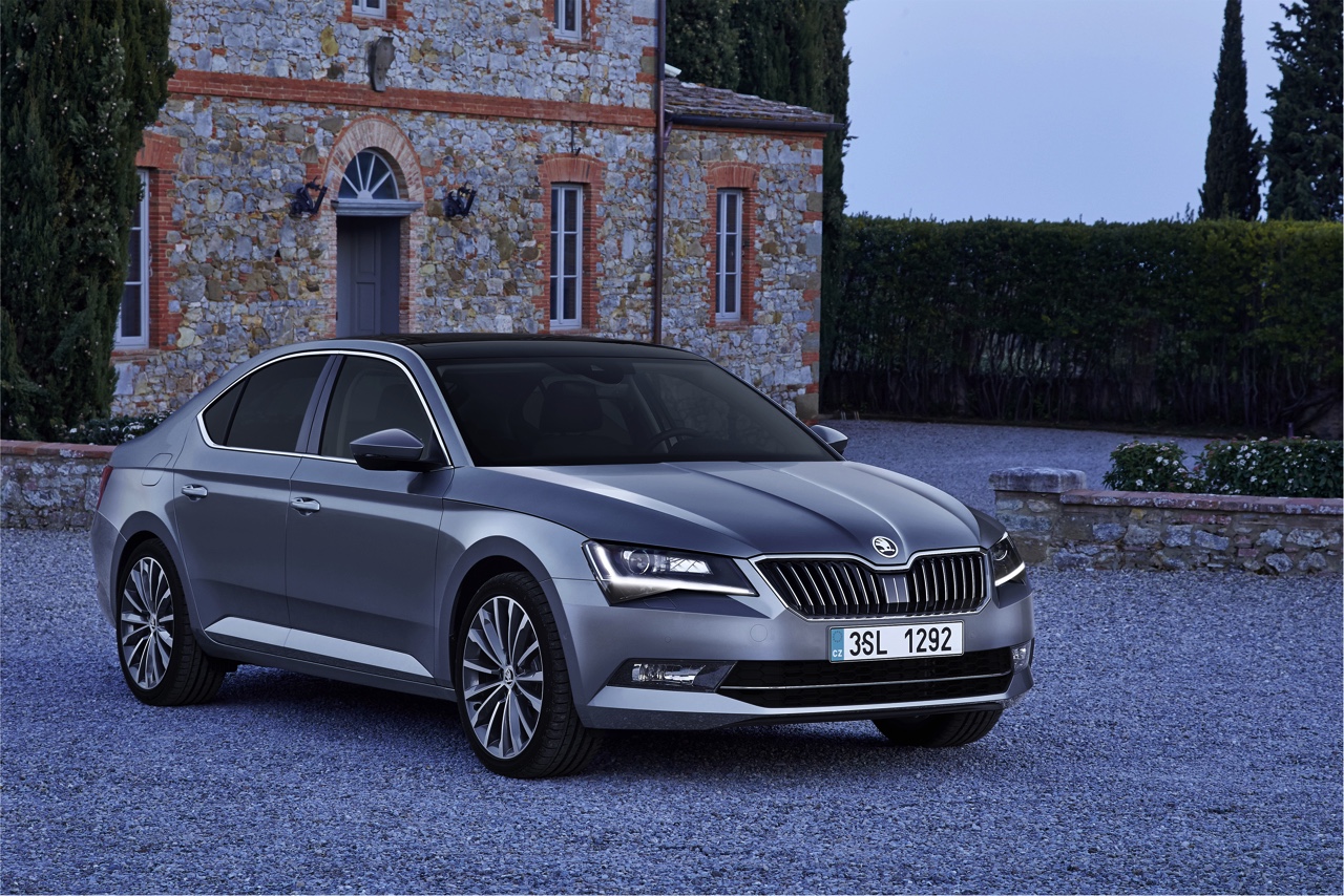 Nieuwe Skoda Superb getest: eerste indruk tijdens de persintroductie in Florence.