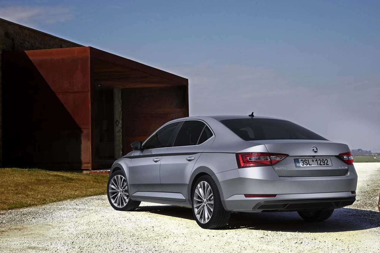Nieuwe Skoda Superb getest: eerste indruk tijdens de persintroductie in Florence.