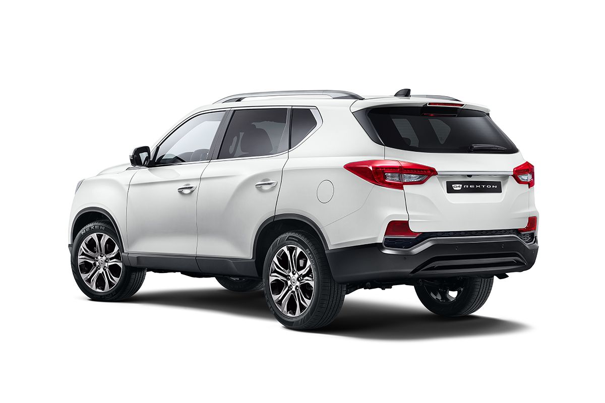 Begin deze week kregen we al de eerste beelden en informatie, maar nu heeft SsangYong de nieuwe Rexton in alle volledigheid onthuld.