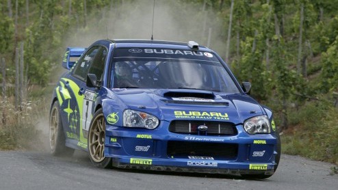 Test nieuwe Subaru WRX STI. We hebben gereden met de Subaru WRX STI Sport Executive met 2,5 liter turbo boxermotor, goed voor 300 pk en meer dan 400 Nm.