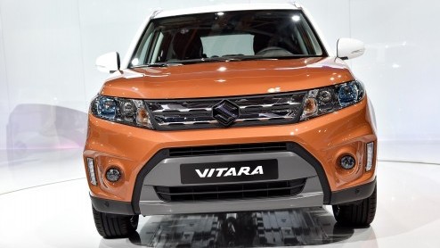 Suzuki heeft in Parijs de nieuwe Vitara onthuld. De auto staat eind maart volgend jaar bij de dealers. Dat is exact tien jaar na de introductie van de huidige generatie in 2005.