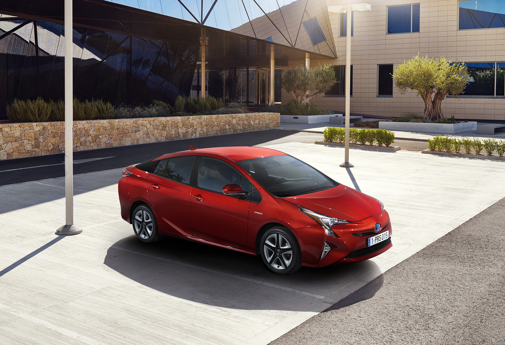 De nieuwe Toyota Prius is de zuinigste hybride ter wereld en beleeft zijn debuut op de IAA Frankfurt 2015.