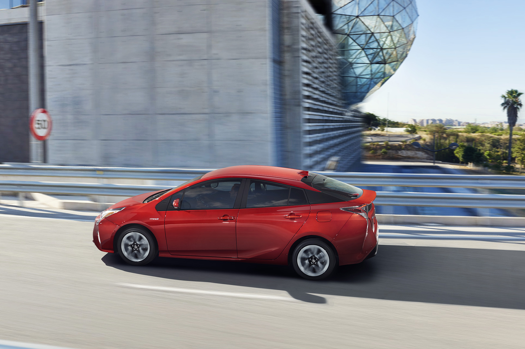 De nieuwe Toyota Prius is de zuinigste hybride ter wereld en beleeft zijn debuut op de IAA Frankfurt 2015.