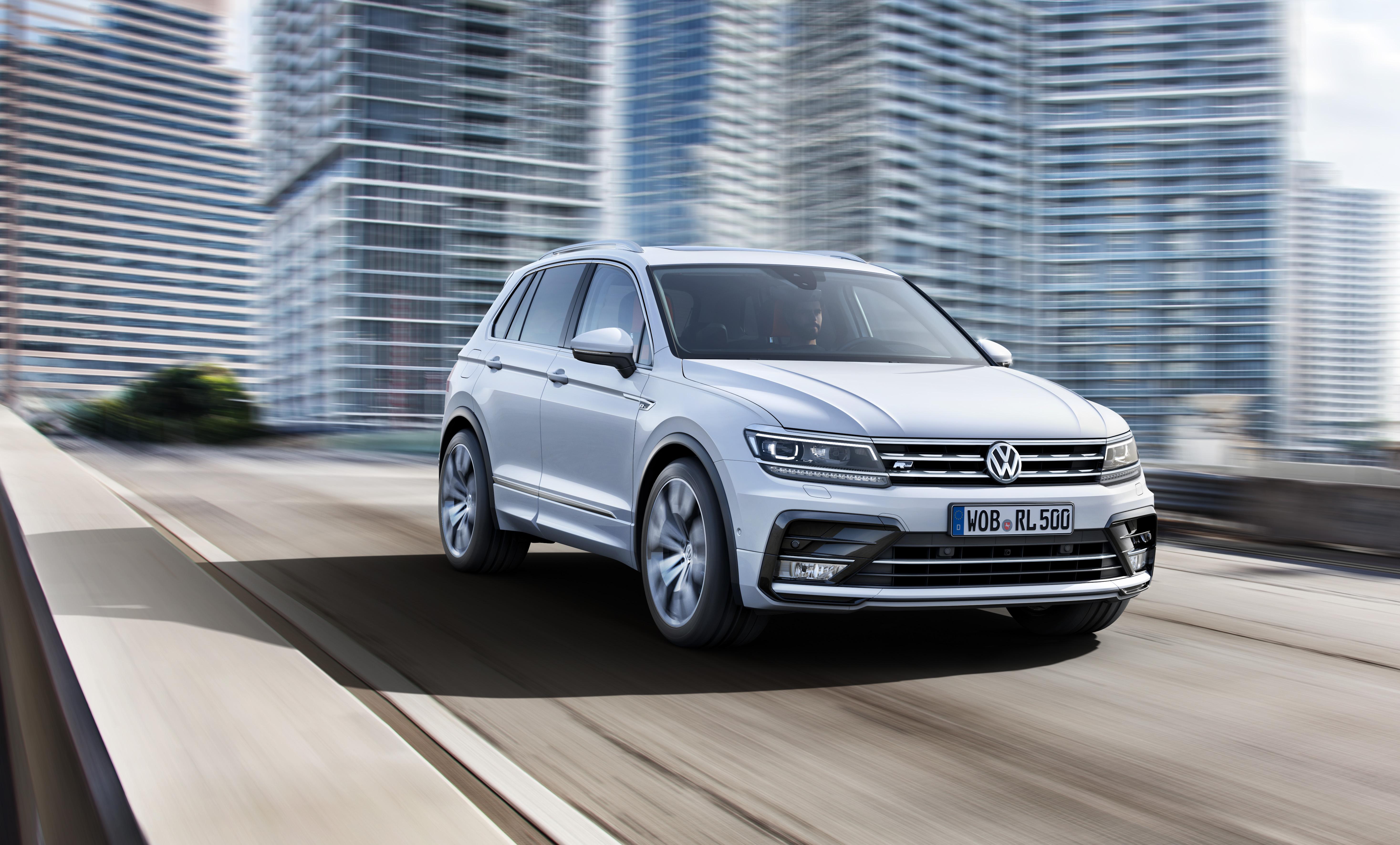 Prijzen en uitvoeringen nieuwe Volkswagen Tiguan bekend. De nieuwe SUV is vanaf mei 2016 in Nederland, ook als Connected Series.