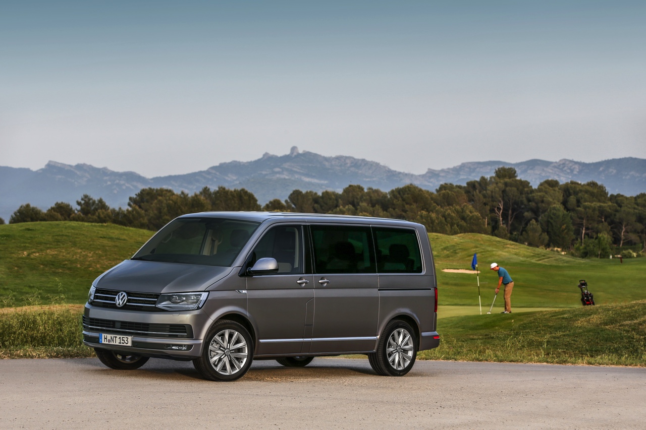 Autotest en rijimpressie van Volkswagen Transporter T6 2.0 TDI 75 kW en Multivan 2.0 TDI 140 kW.