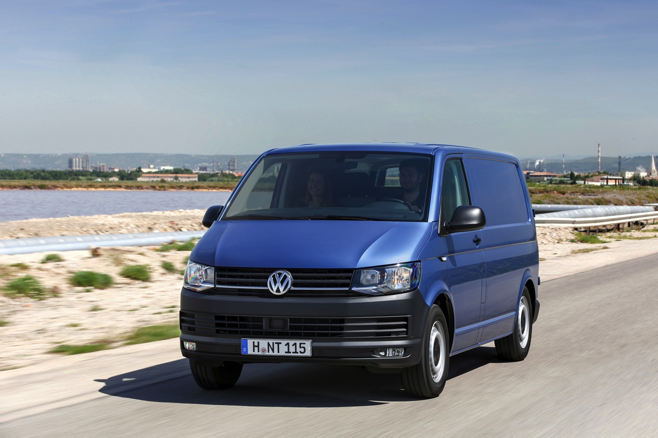 Autotest en rijimpressie van Volkswagen Transporter T6 2.0 TDI 75 kW en Multivan 2.0 TDI 140 kW.