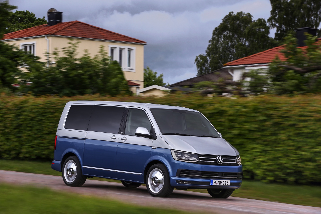 Autotest en rijimpressie van Volkswagen Transporter T6 2.0 TDI 75 kW en Multivan 2.0 TDI 140 kW.
