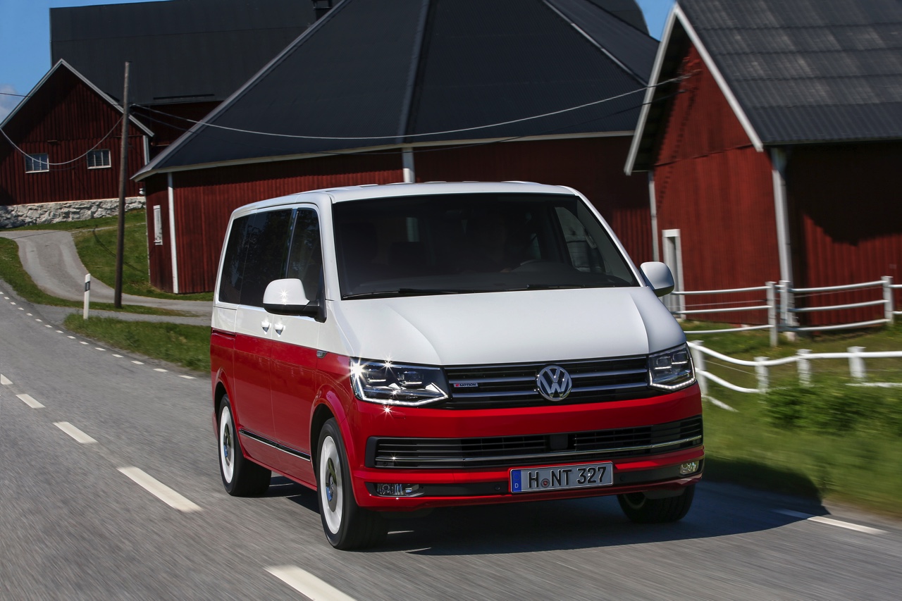 Autotest en rijimpressie van Volkswagen Transporter T6 2.0 TDI 75 kW en Multivan 2.0 TDI 140 kW.