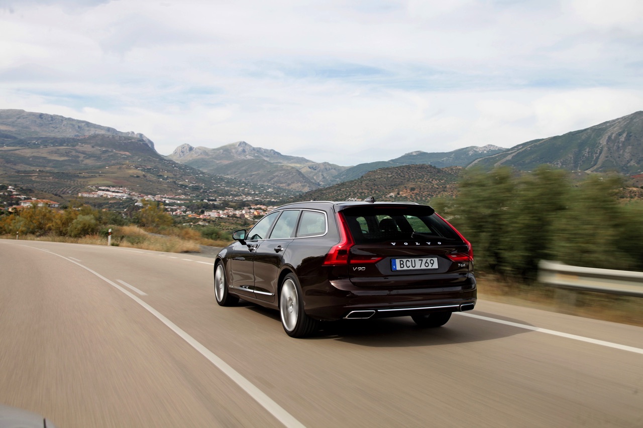 Autotest Volvo S90 T6 en V90 D5 AWD PowerPulse, de nieuwe topmodellen van Volvo waarmee de Zweden het premium en luxe segment betreedt. Klaar voor de Duitsers?