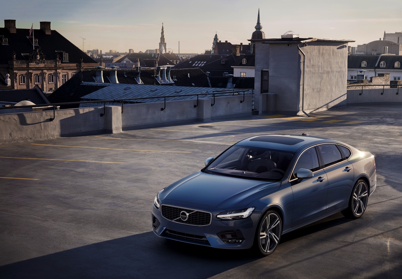 Autotest Volvo S90 T6 en V90 D5 AWD PowerPulse, de nieuwe topmodellen van Volvo waarmee de Zweden het premium en luxe segment betreedt. Klaar voor de Duitsers?