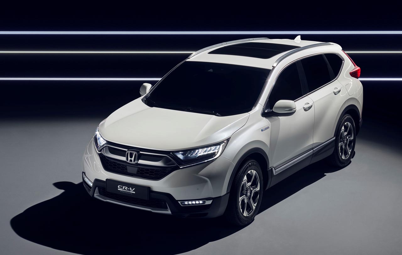 Honda toont als voorloper op de nieuwe CR-V een prototype met hybride aandrijving.